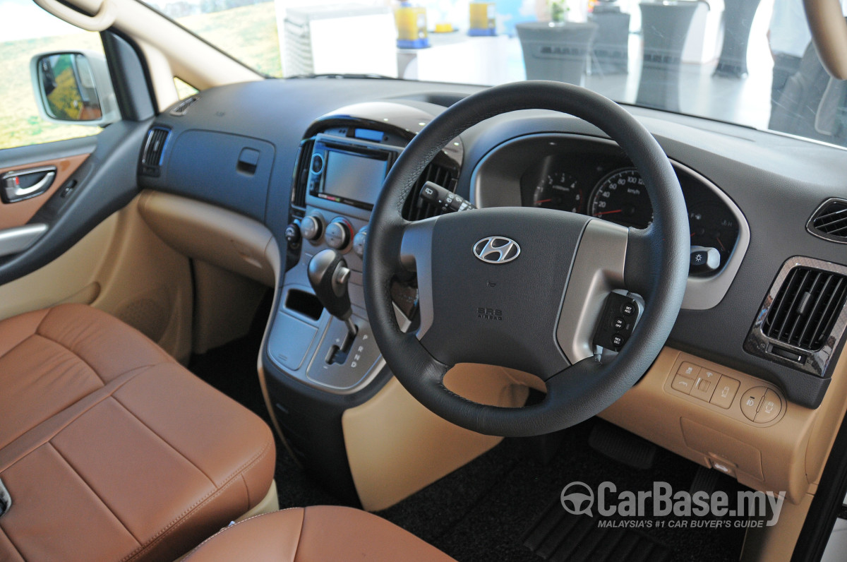 Hyundai Grand Starex MK2 Facelift (2014) Interior Image 
