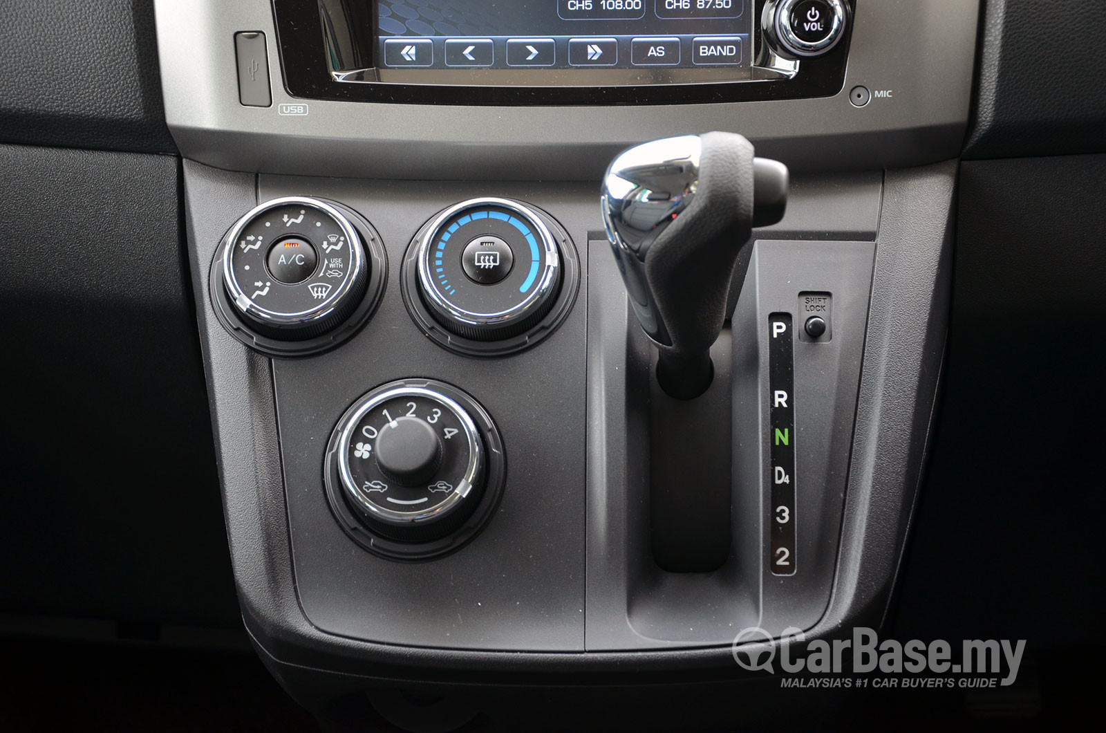 Perodua Alza Mk1 Facelift (2014) Interior Image in 