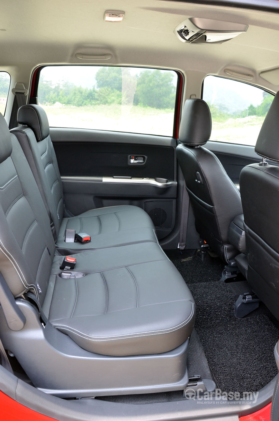 Perodua Alza Mk1 Facelift (2014) Interior Image #395 in 