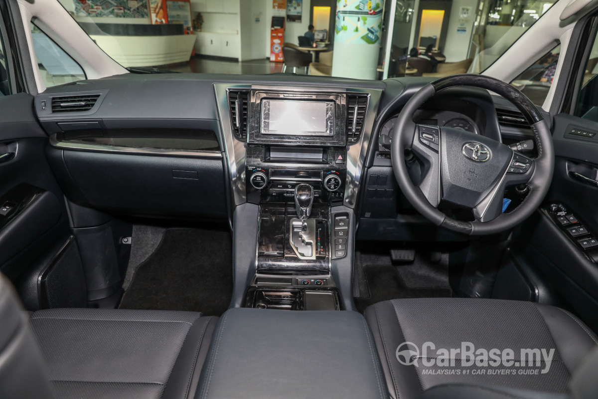 Toyota Vellfire AH30 Facelift (2018) Interior Image in 